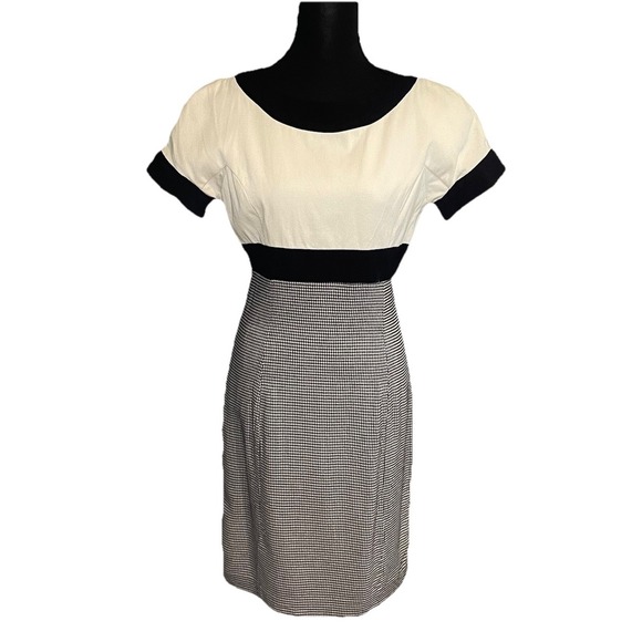 JM Collection Dresses & Skirts - Vintage J M  Black and White Houndstooth‎ Sheath Dress Size 6 Classic Mod Style